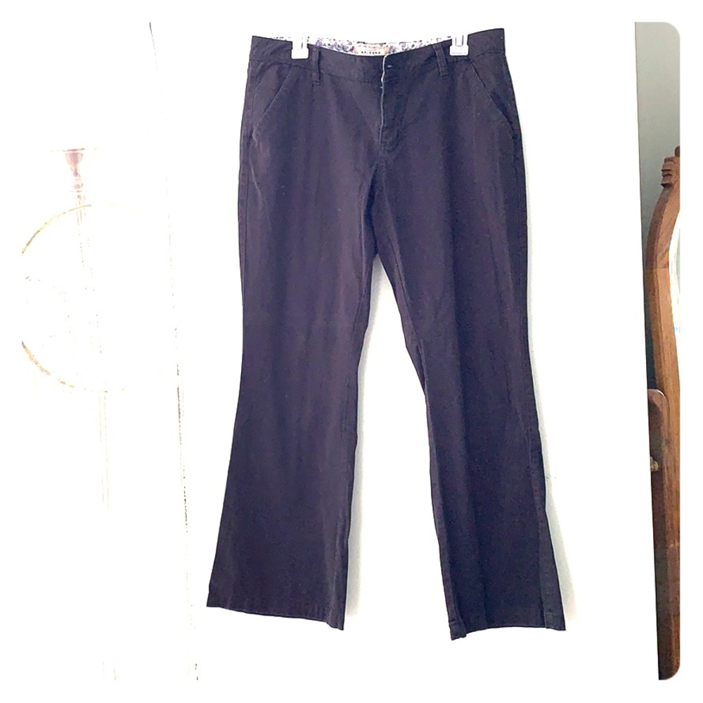 Black flare